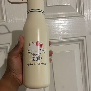 Starbucks Hello Kitty Thermos